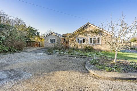 undefined, Queens Road, Datchet, Slough