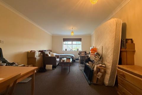 undefined, Morton Close, Uxbridge, UB8