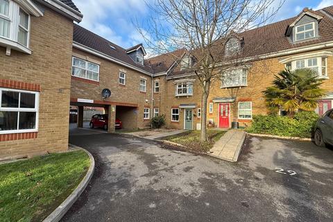 undefined, Morton Close, Uxbridge, UB8