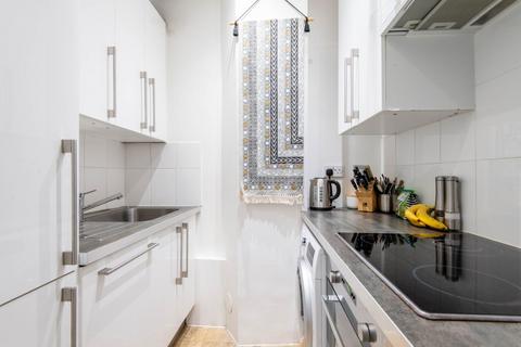1 bedroom apartment to rent, Chiltern Street, Marylebone, London, W1U