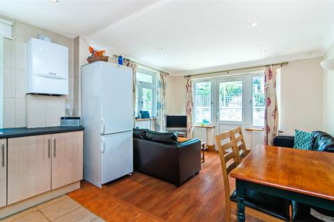 3 bedroom apartment to rent, Tooting Bec Road, London, SW17