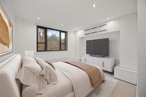 3 bedroom flat for sale, North End Way, London N2