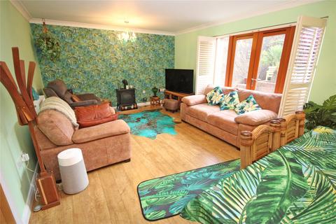 4 bedroom semi-detached house for sale, Brook Avenue, New Milton, Hampshire, BH25