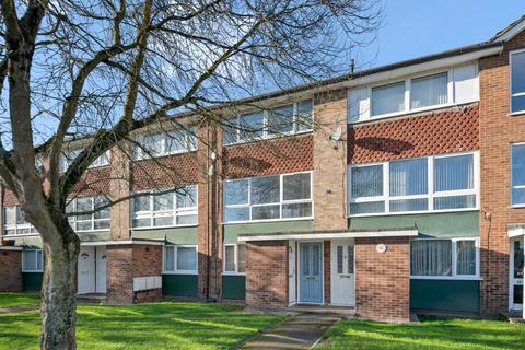 2 bedroom flat for sale, Forris Avenue, Hayes