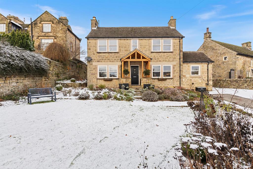 Stonehaven., Churchlane, Baslow. 02 297.jpg