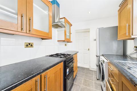 3 bedroom terraced house to rent, Freshwater Road, Reading, Berkshire, RG1