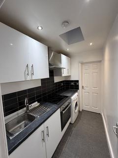 1 bedroom flat to rent, MItcham Road, Tooting, SW17 9NJ