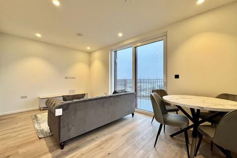 2 bedroom flat to rent, 5 Hemlock Street, Heron Wharf E14