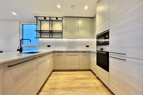 2 bedroom flat to rent, 5 Hemlock Street, Heron Wharf E14