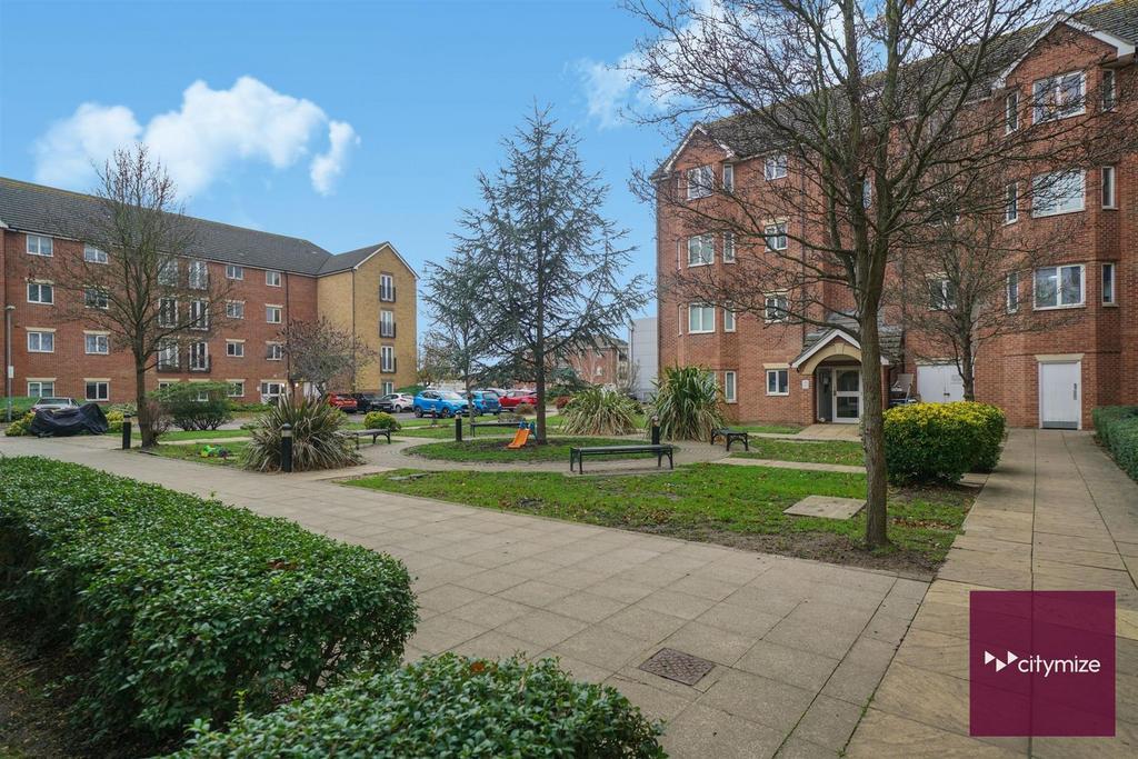 Flat 71, Omega Court - Wbz3f0 HUet Iu R2hi Mn0t.jpg