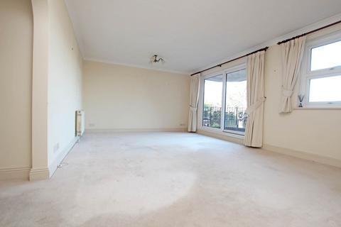 2 bedroom flat for sale, St Johns Road, Eastbourne, BN20 7NB