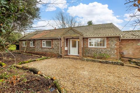 4 bedroom detached bungalow for sale, The Street, Holt NR25