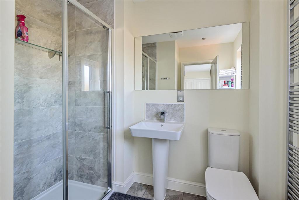 Ensuite shower room
