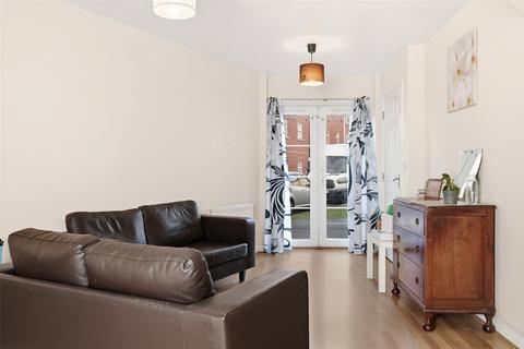 1 bedroom apartment to rent, Saunders Close, London, Seven Kings, IG1