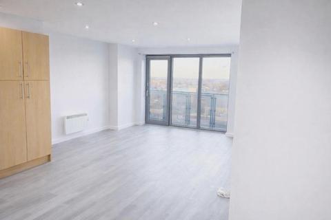 3 bedroom flat for sale, Navigation Street, The Horizon, LE1