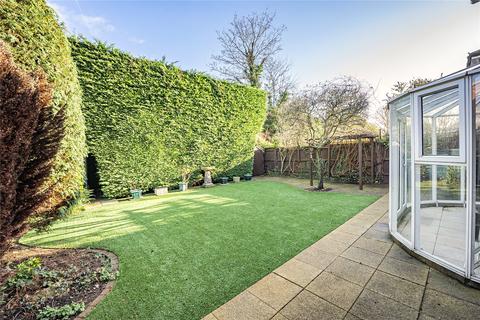 4 bedroom detached house for sale, Golfside Close, New Malden, KT3