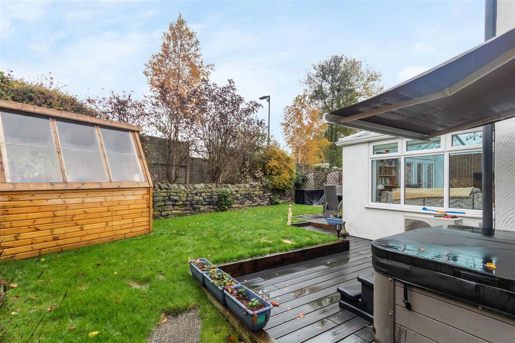Privately enclosed rear garden