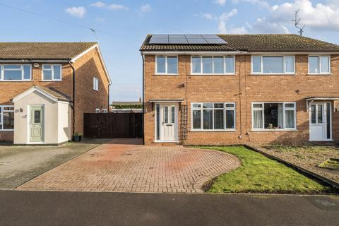 3 bedroom semi-detached house for sale, Knights Way, Tewkesbury, Gloucestershire