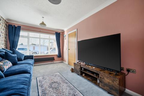 3 bedroom semi-detached house for sale, Knights Way, Tewkesbury, Gloucestershire