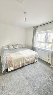 1 bedroom in a house share to rent, Stratford House Road, Birmingham B5
