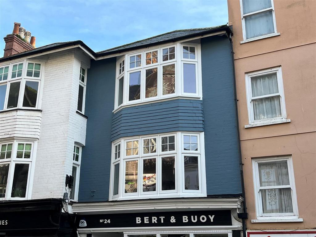 Flat at 24 Fairfax.jpg