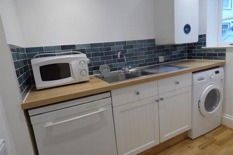 4 bedroom property for sale, Fairfax Place, Dartmouth