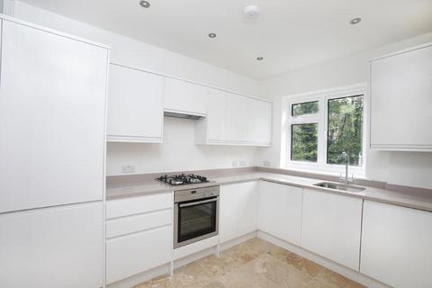2 bedroom flat to rent, Brondesbury Villas, Queens Park, London NW6