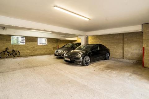 undefined, Woking,  Surrey,  GU21