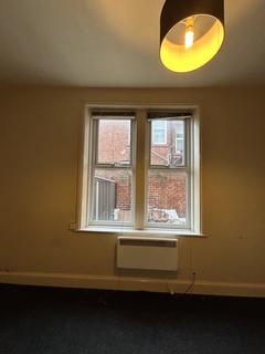 1 bedroom terraced house to rent, Room 3 - 237 Chester Road, , Sunderland