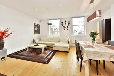4 bedroom apartment to rent, Upper Street, Islington, London, N1