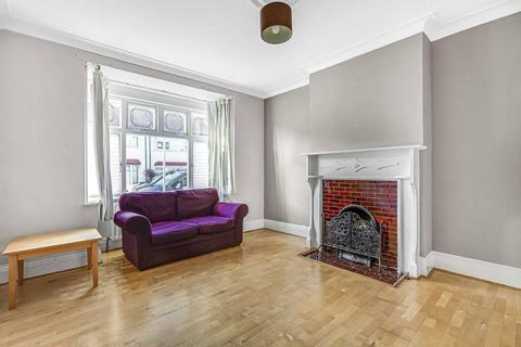 3 bedroom house to rent, Stanley Road, Mitcham CR4