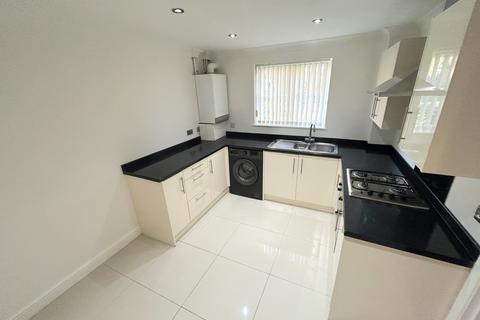 3 bedroom terraced house to rent, Kings Court, Kirton, PE20