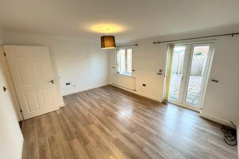 3 bedroom terraced house to rent, Kings Court, Kirton, PE20