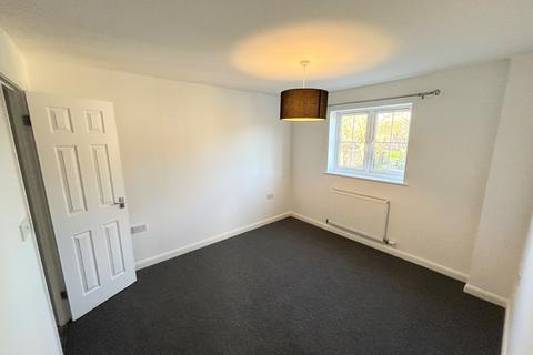 3 bedroom terraced house to rent, Kings Court, Kirton, PE20