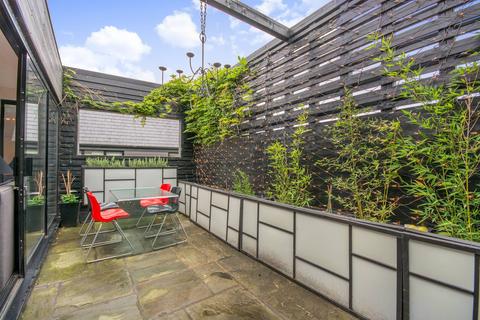 2 bedroom flat for sale, Wandsworth Road, Wandsworth, London, SW8