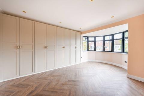 4 bedroom semi-detached house to rent, Park Avenue North, Dollis Hill, London, NW10