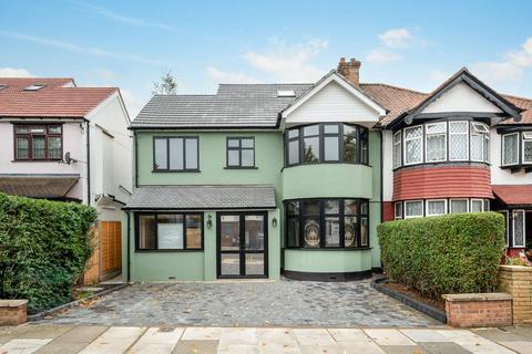 4 bedroom semi-detached house to rent, Park Avenue North, Dollis Hill, London, NW10