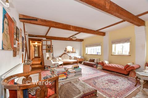 Littlebourne Road, Canterbury, Kent