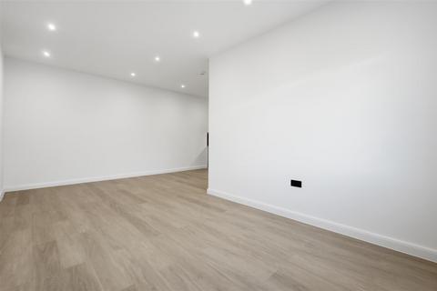 2 bedroom apartment to rent, Headgate, Colchester CO3