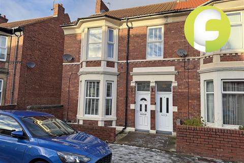2 bedroom flat for sale, Belford Terrace, North Shields