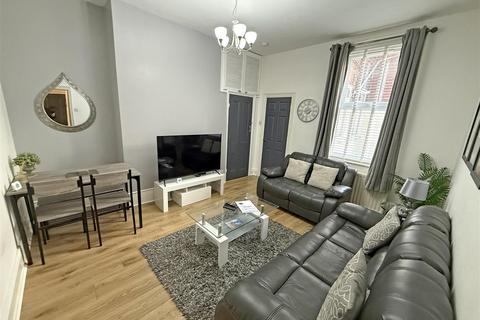 2 bedroom flat for sale, Belford Terrace, North Shields