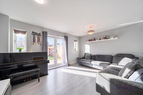 4 bedroom terraced house for sale, St. Anns Mews, Chertsey, Surrey, KT16
