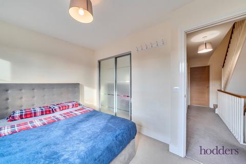 4 bedroom terraced house for sale, St. Anns Mews, Chertsey, Surrey, KT16