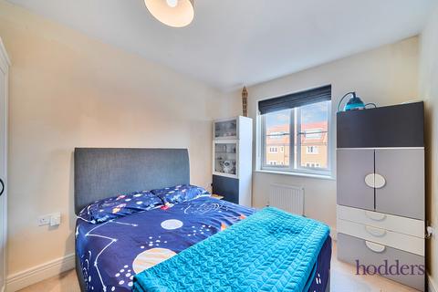 4 bedroom terraced house for sale, St. Anns Mews, Chertsey, Surrey, KT16