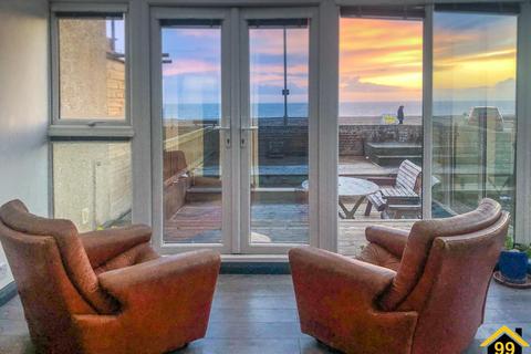 Marine Parade, Seaford, Lewes, BN25