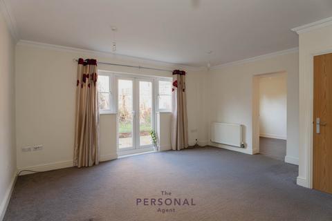 4 bedroom semi-detached house to rent, Horton Crescent, Epsom