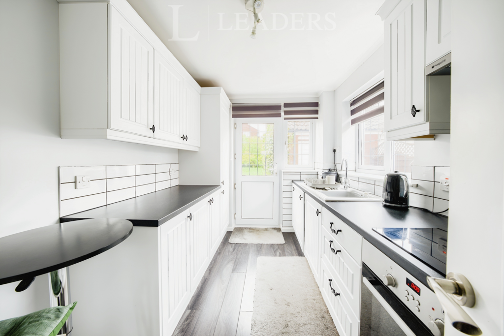 5 Kitchen