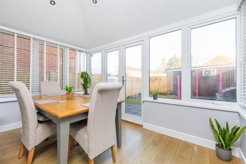 2 bedroom end of terrace house for sale, Pennington Close, Colden Common, SO21