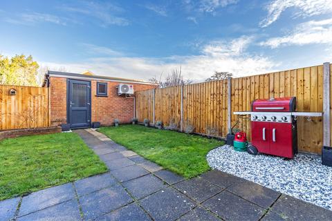 2 bedroom end of terrace house for sale, Pennington Close, Colden Common, SO21