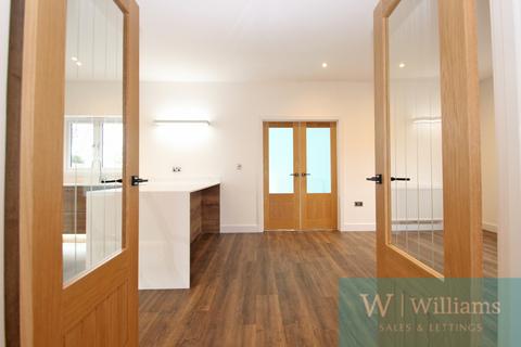 3 bedroom bungalow for sale, Reynards Place, Wootton, Isle of Wight